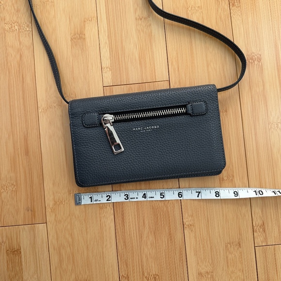 Crossbody wallet - Picture 3 of 7